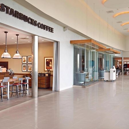 Renaissance Edmonton Airport Hotel Nisku Eksteriør billede