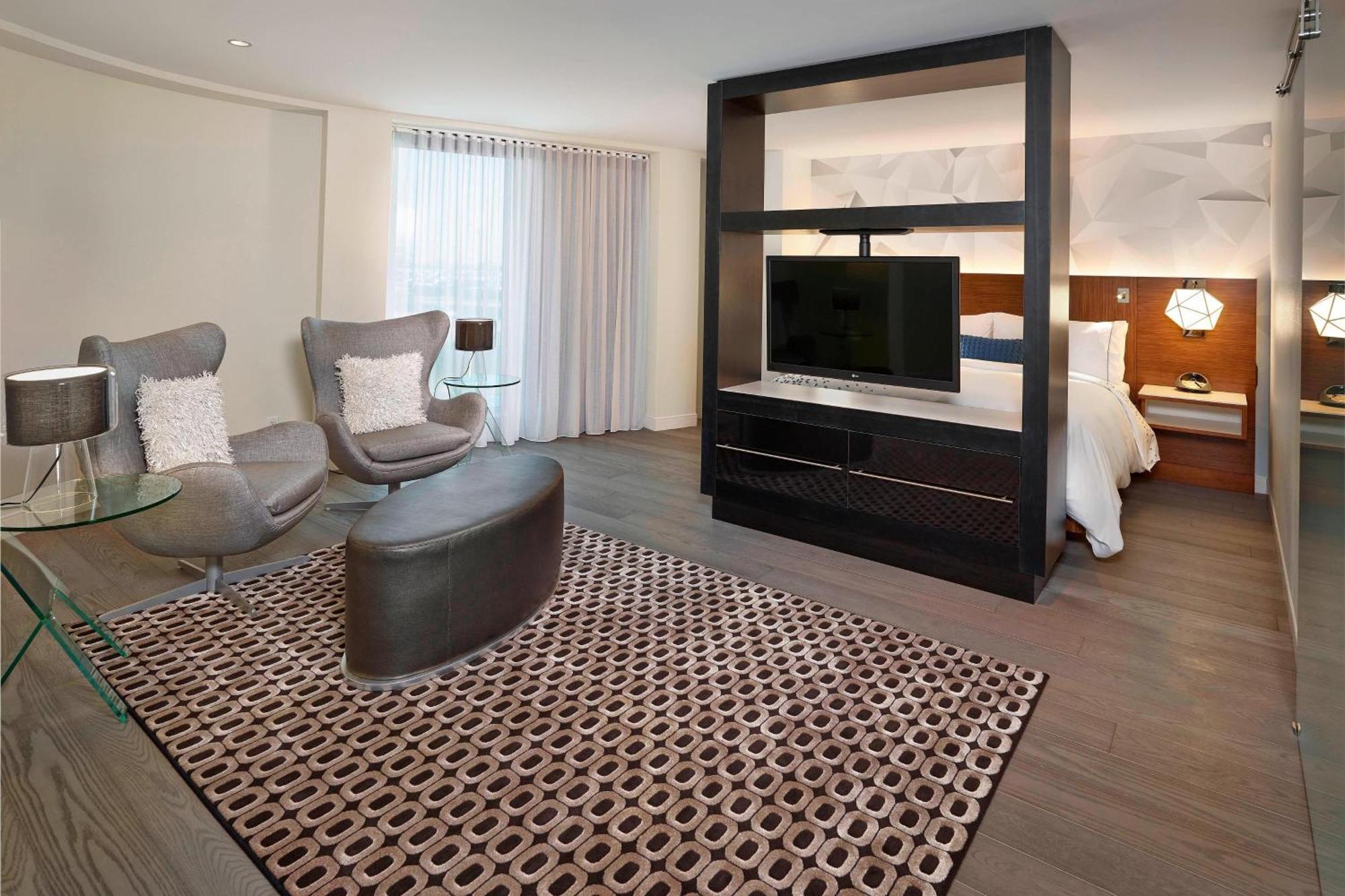 Renaissance Edmonton Airport Hotel Nisku Eksteriør billede